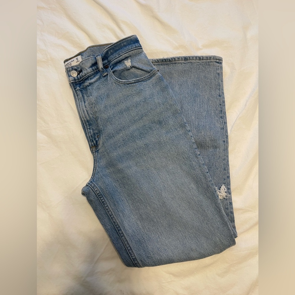 Abercrombie 90s Straight Ultra High Rise